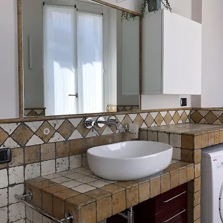 Apartment In Piazza Stezzano